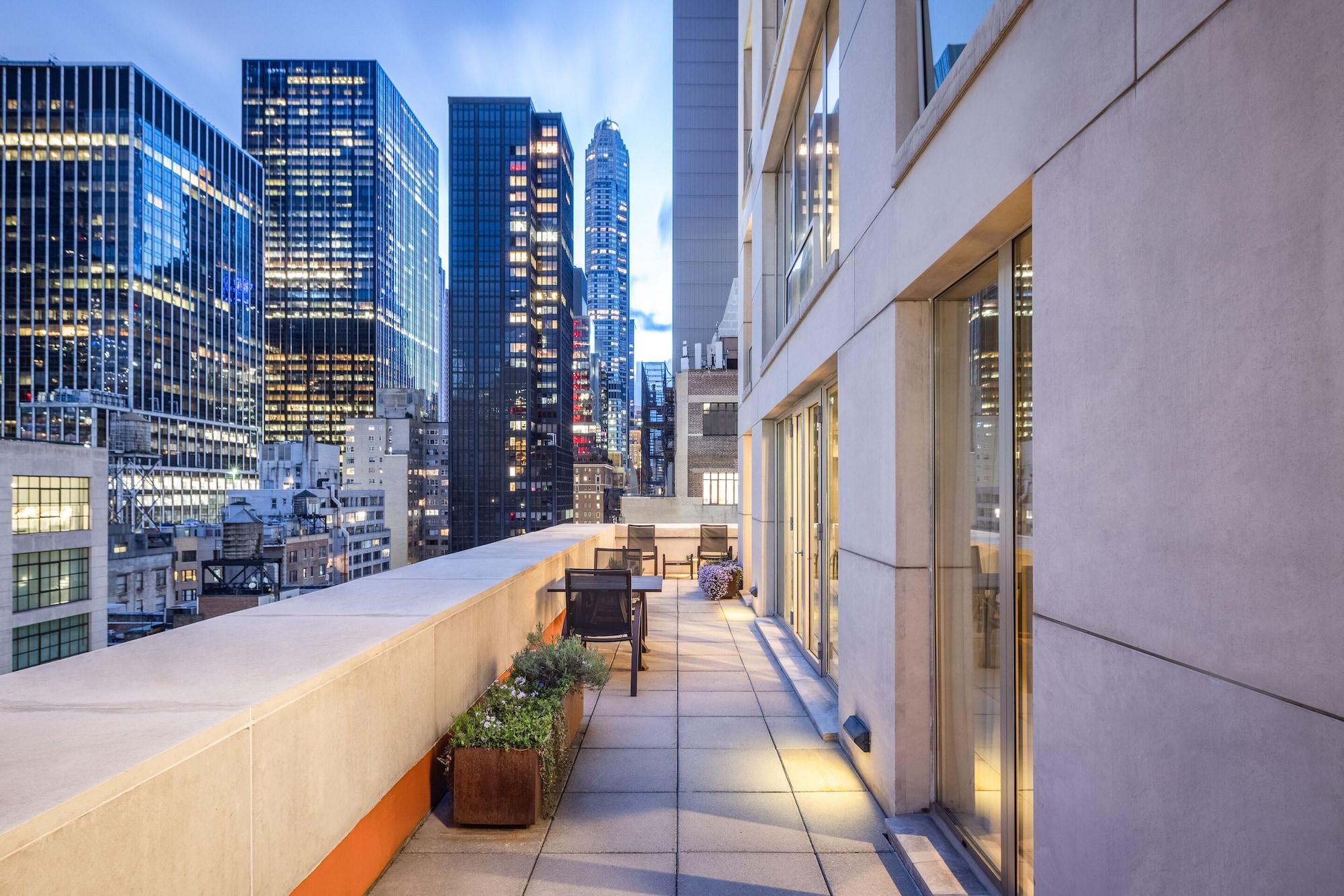 Chambers Hotel Central Park South, Sonder By Marriott Bonvoy New York Esterno foto