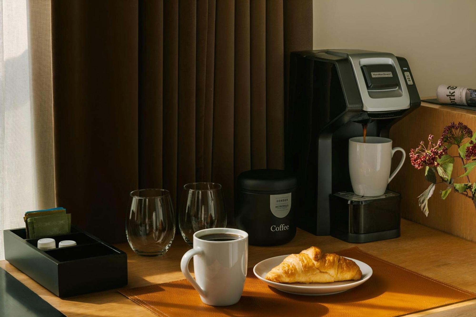 Chambers Hotel Central Park South, Sonder By Marriott Bonvoy New York Esterno foto