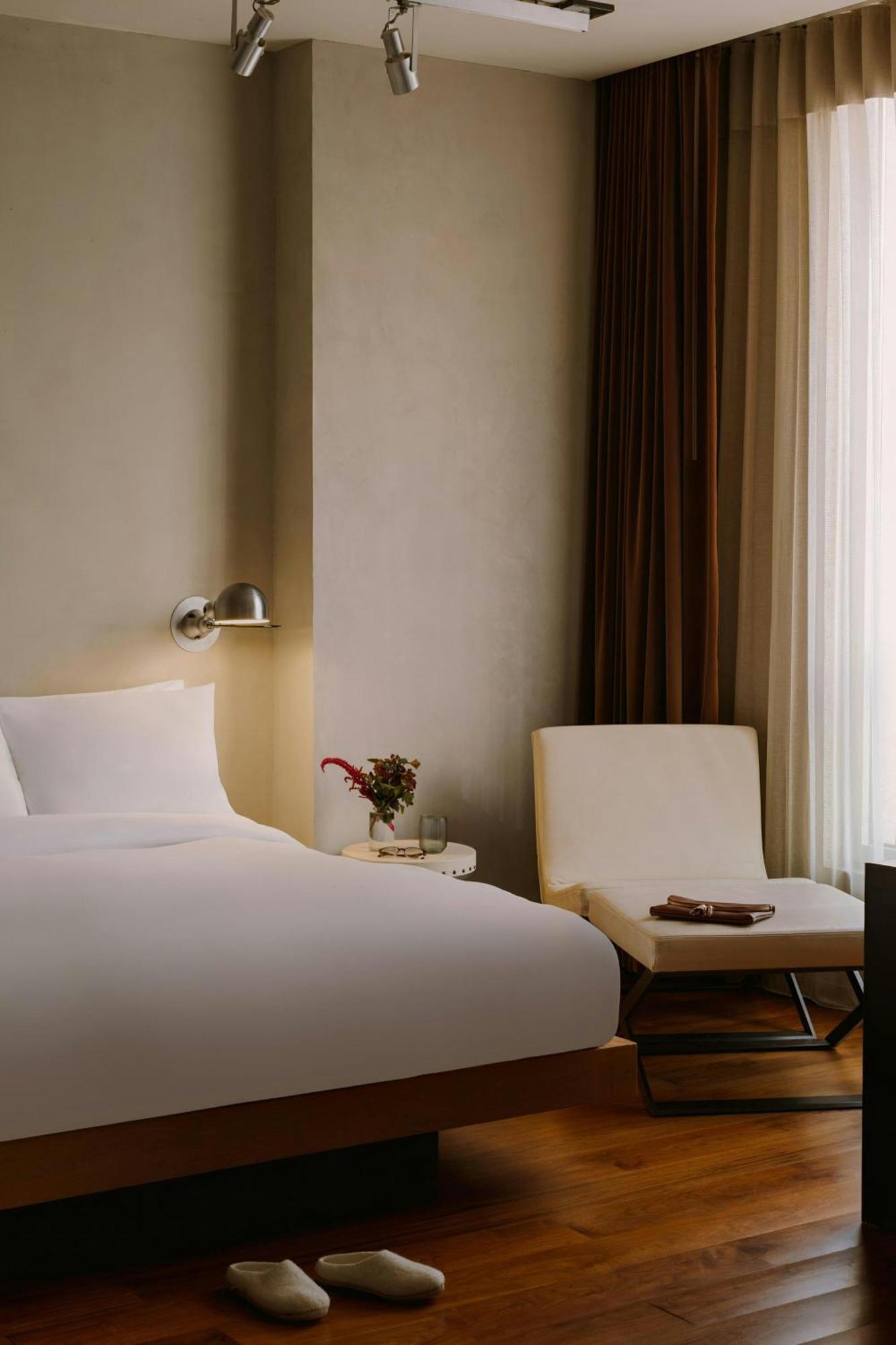 Chambers Hotel Central Park South, Sonder By Marriott Bonvoy New York Esterno foto