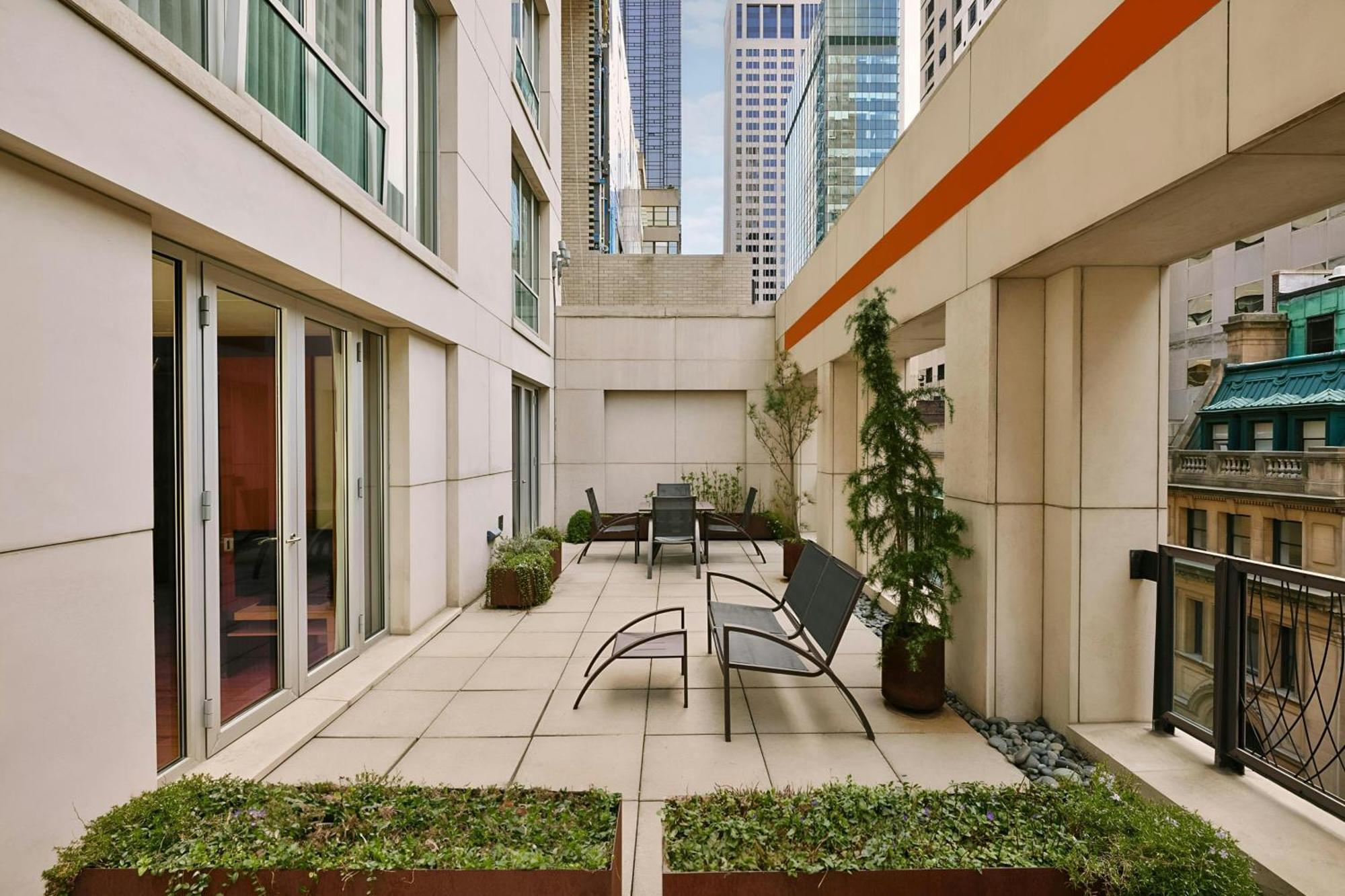 Chambers Hotel Central Park South, Sonder By Marriott Bonvoy New York Esterno foto
