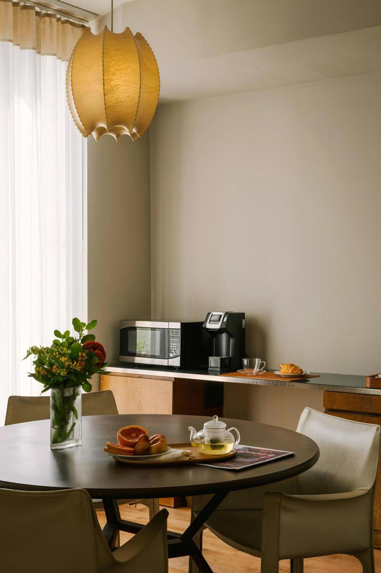 Chambers Hotel Central Park South, Sonder By Marriott Bonvoy New York Esterno foto